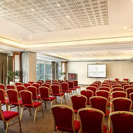 Remisens Premium Ambasador 4* אופטיה