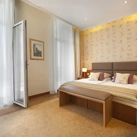 Remisens Premium Ambasador Отель